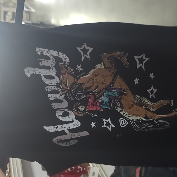 Howdy Tank - Picture 2 of 3